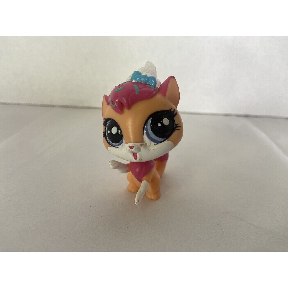 Littlest Pet Shop LPS 3822 Sugar Sprinkles Cat Authentic Figure Toy Hasbro